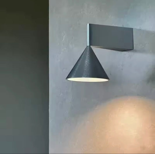 Minimalist geometric wall Lamp